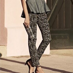 Banana Republic Black and Floral-printed Skinny Pants  0P
